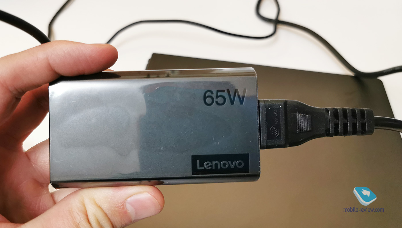 Lenovo Yoga C940:        10th Gen  Intel?