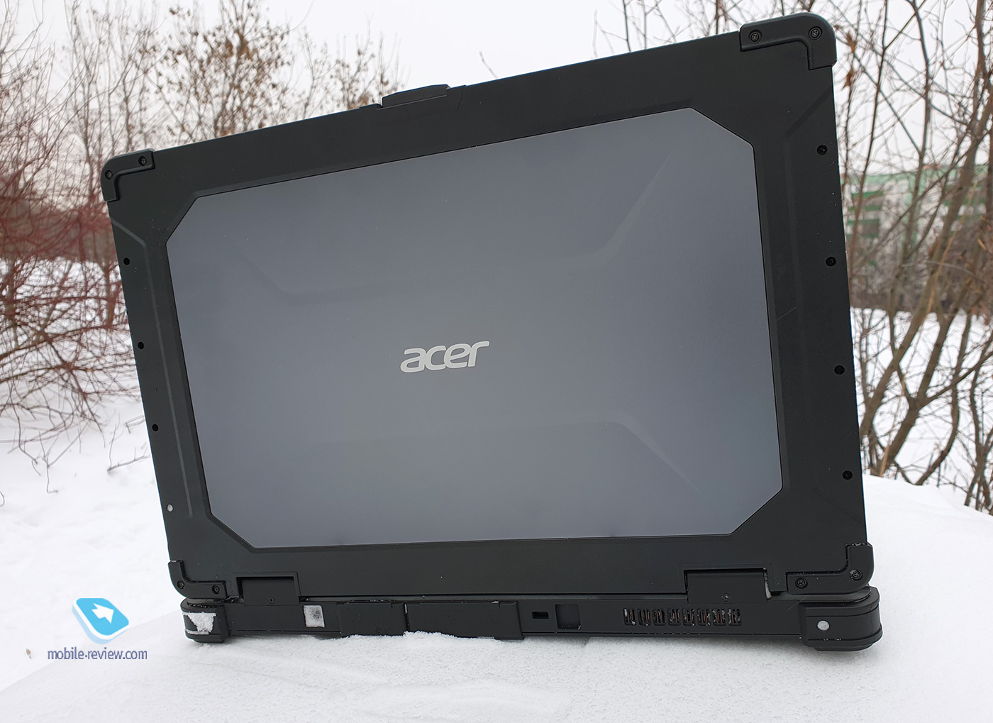   Acer ENDURO N7:   