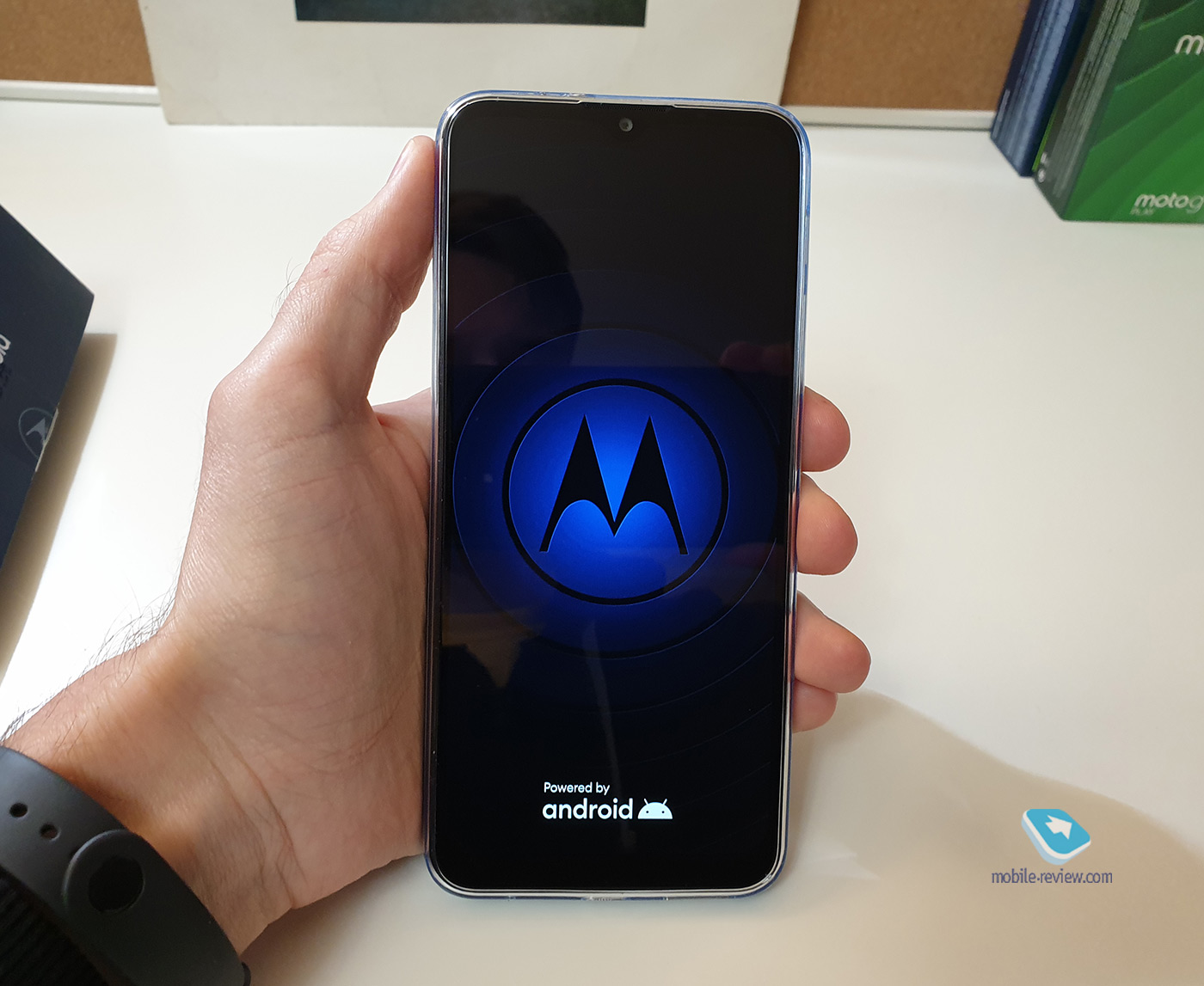  Motorola Moto G9 Play:    
