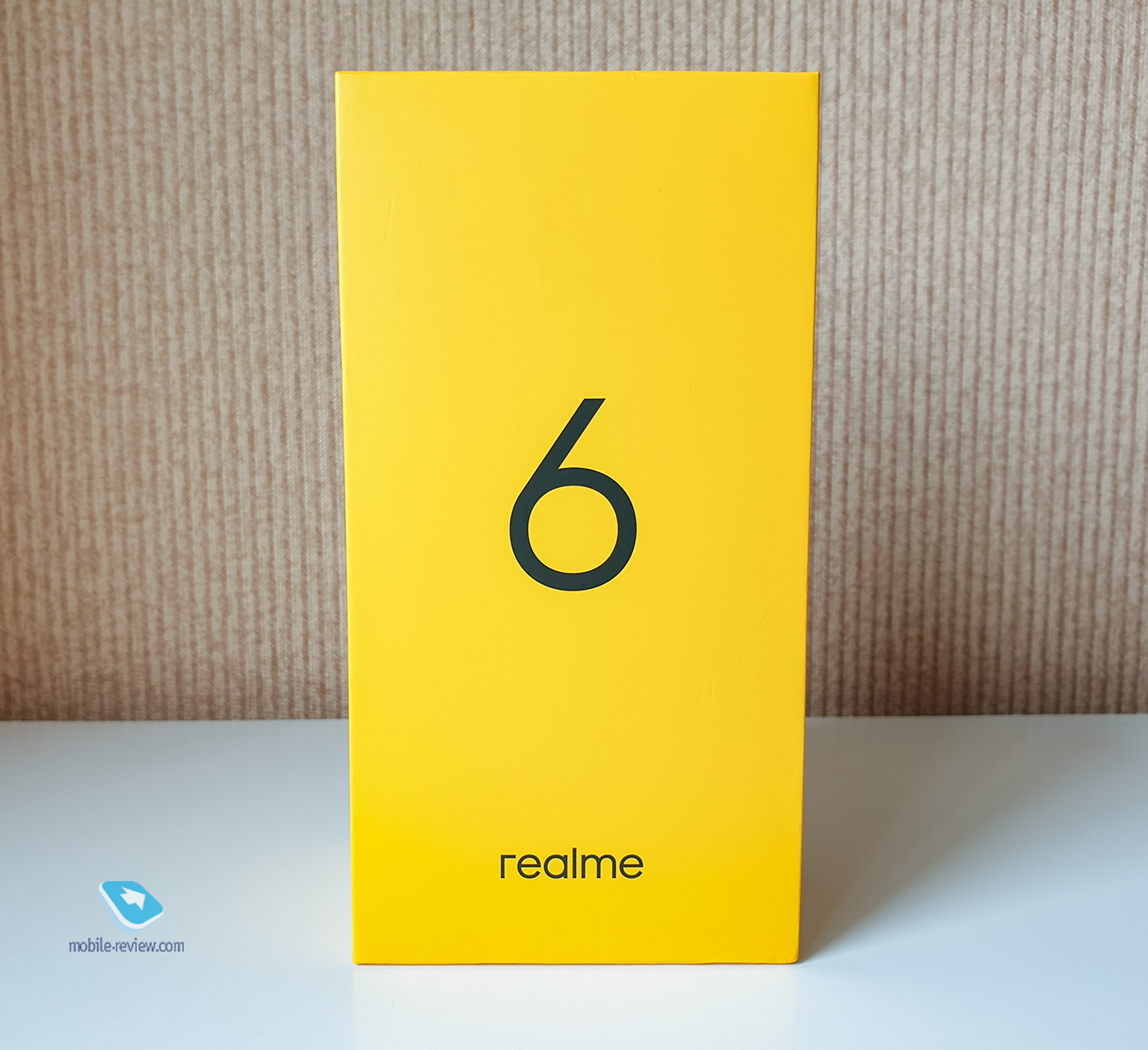  Realme 6:   Xiaomi