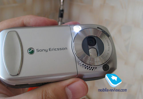 http://www.mobile-review.com/review/image/sonyeric/s700/camera/pic6.jpg