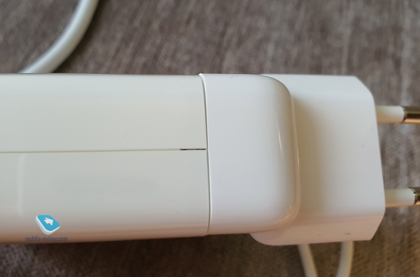 Поддельные зарядные устройства на примере зарядки для MacBook