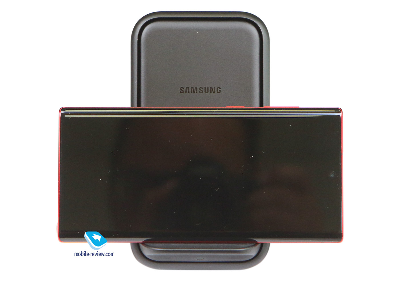 Обзор беспроводной зарядки на 15 Вт – Samsung Charger Stand (EP-N5200)