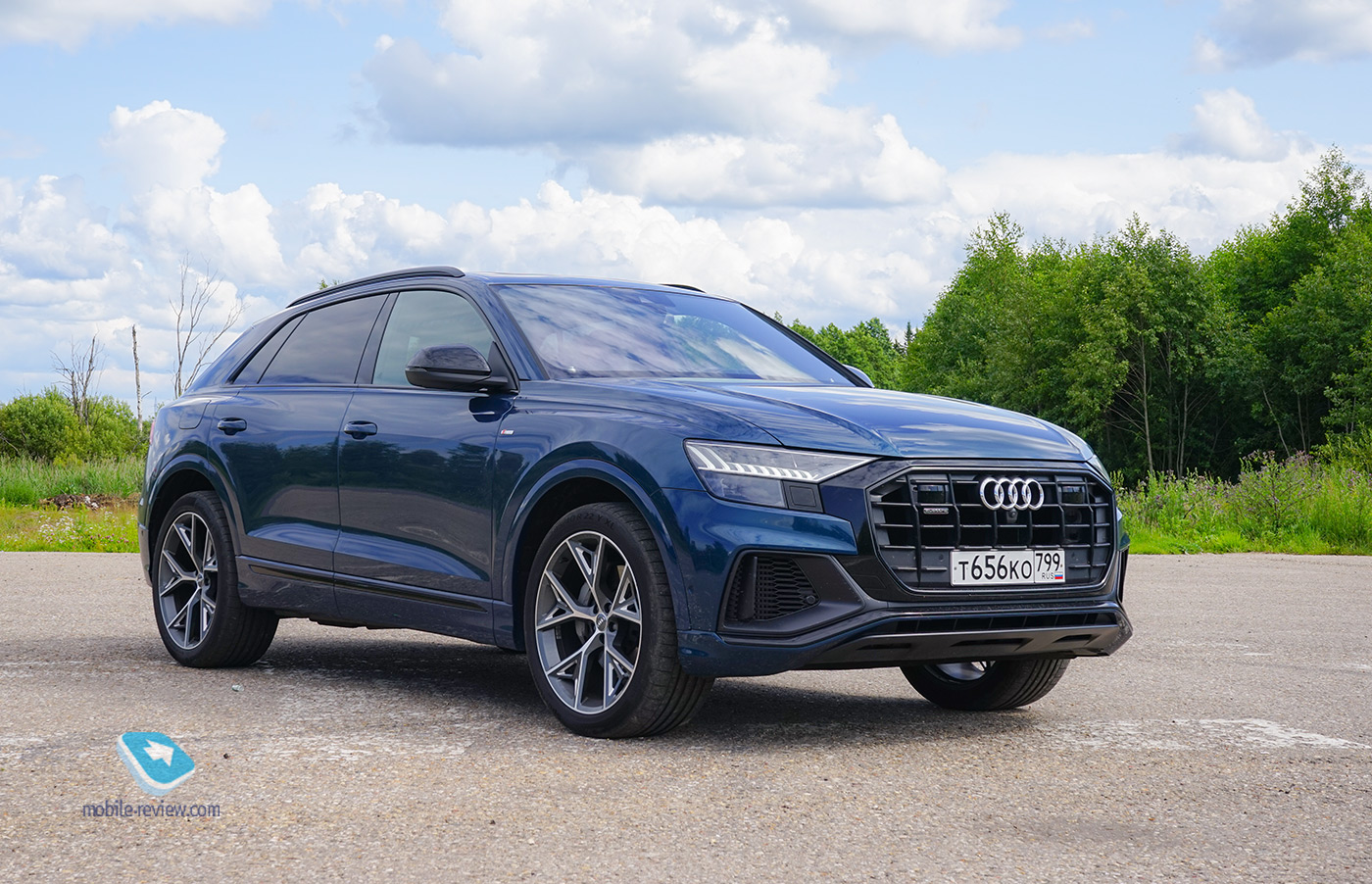 Полный бак №16. Тест Audi Q8 — Mobile-review.com — Все о мобильной технике  и технологиях