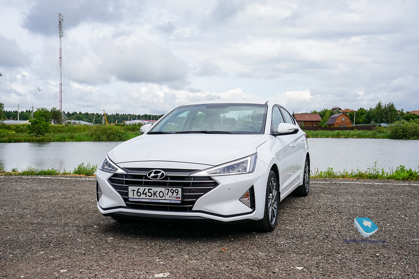 Полный бак №15. Тест Hyundai Elantra — Mobile-review.com — Все о мобильной  технике и технологиях