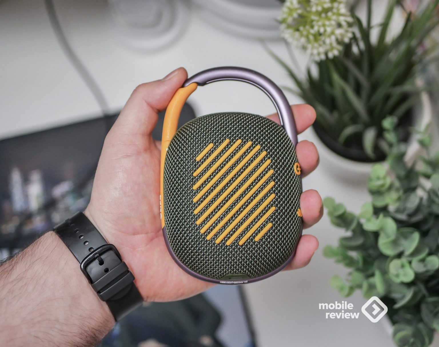 Обзор JBL Clip 4 – самая красивая компактная колонка — Mobile-review ...