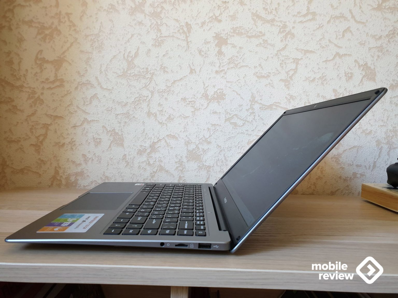 Самый дешевый ноутбук Prestigio Smartbook 133 C4 — Mobile-review.com ...