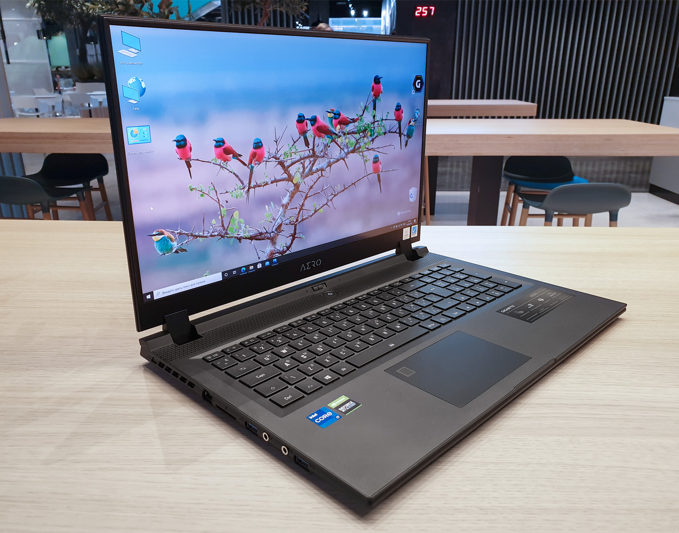 GIGABYTE AERO 17 HDR: Core i7-11800H, GeForce RTX 3070, HDR экран 17 ...