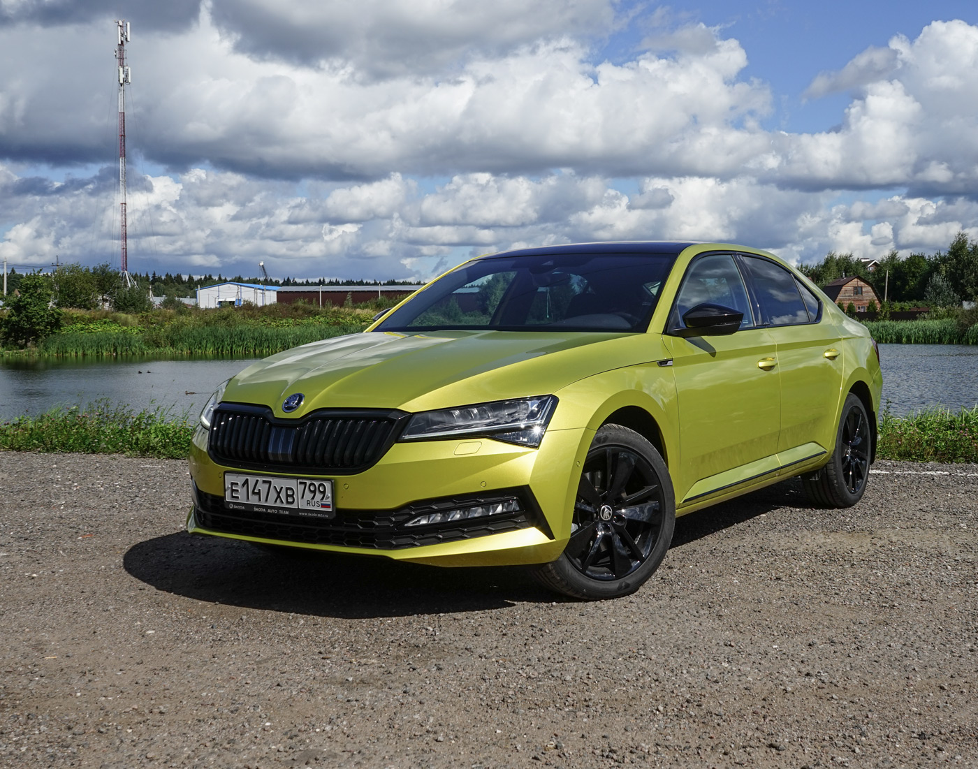 Тест Skoda Superb. Большой, красивый, спортивный. — Mobile-review.com — Все  о мобильной технике и технологиях