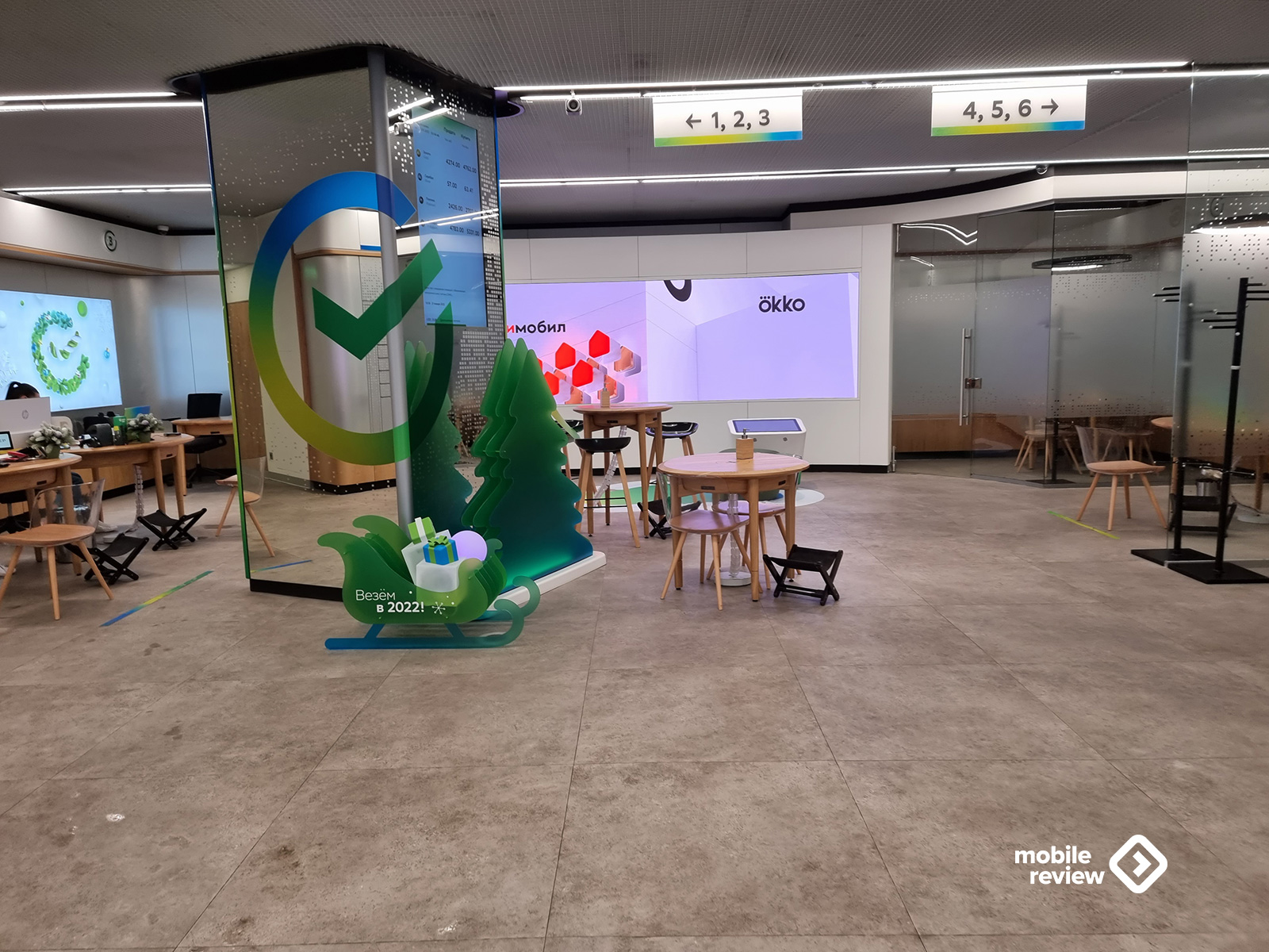 Новый формат офисов «Сбера» — открытые и модные пространства