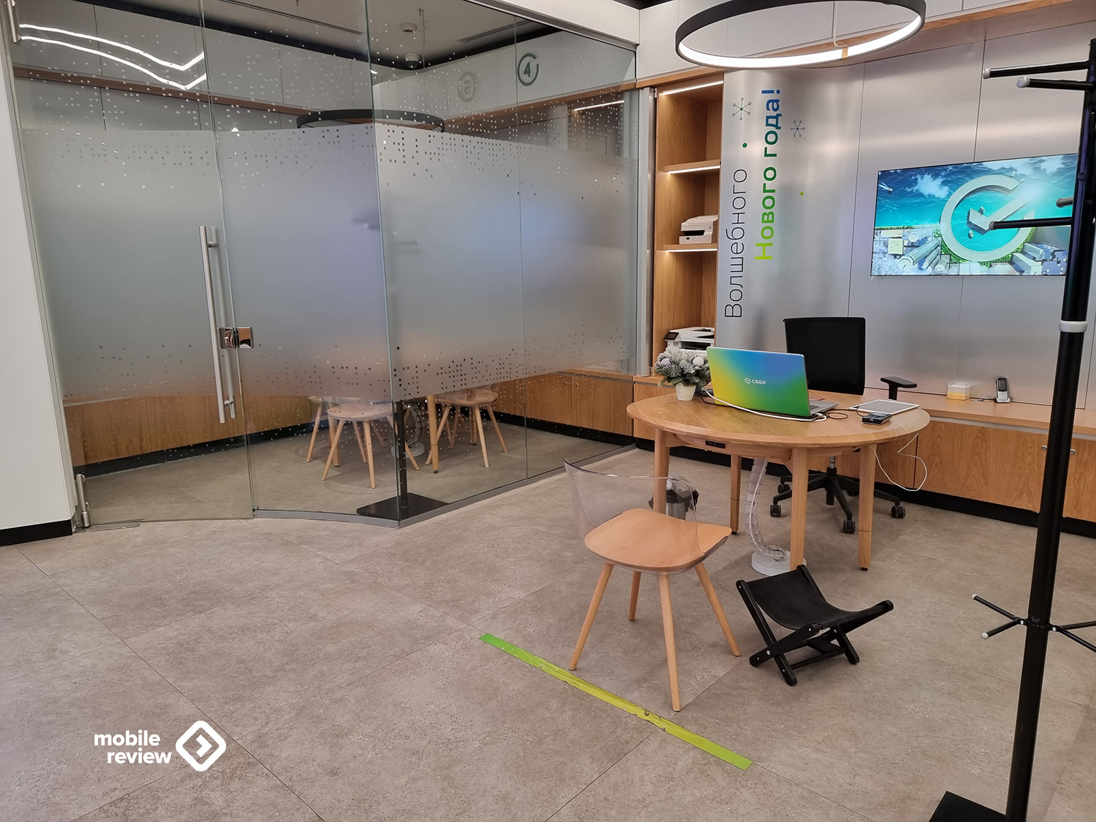 Новый формат офисов «Сбера» — открытые и модные пространства