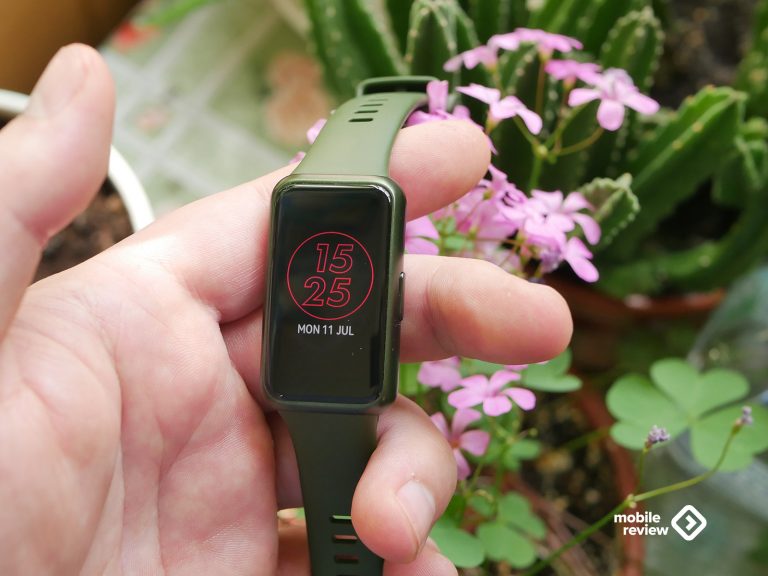 Как поставить свои обои на huawei band 7