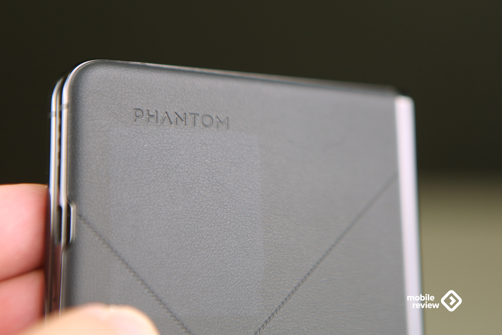 Смартфон phantom v flip 8