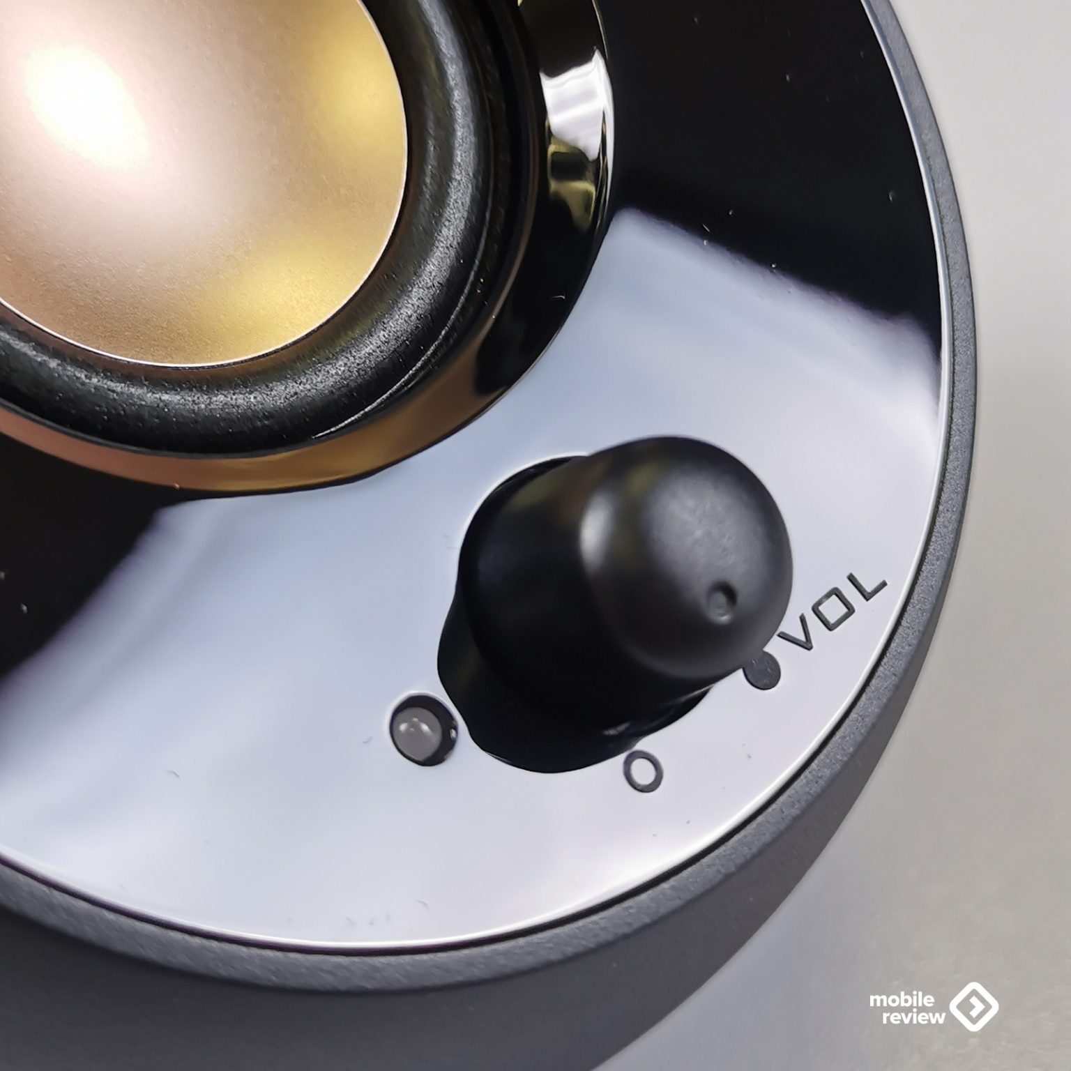 Обзор компьютерной акустики Creative Pebble Plus: много громкости в ...