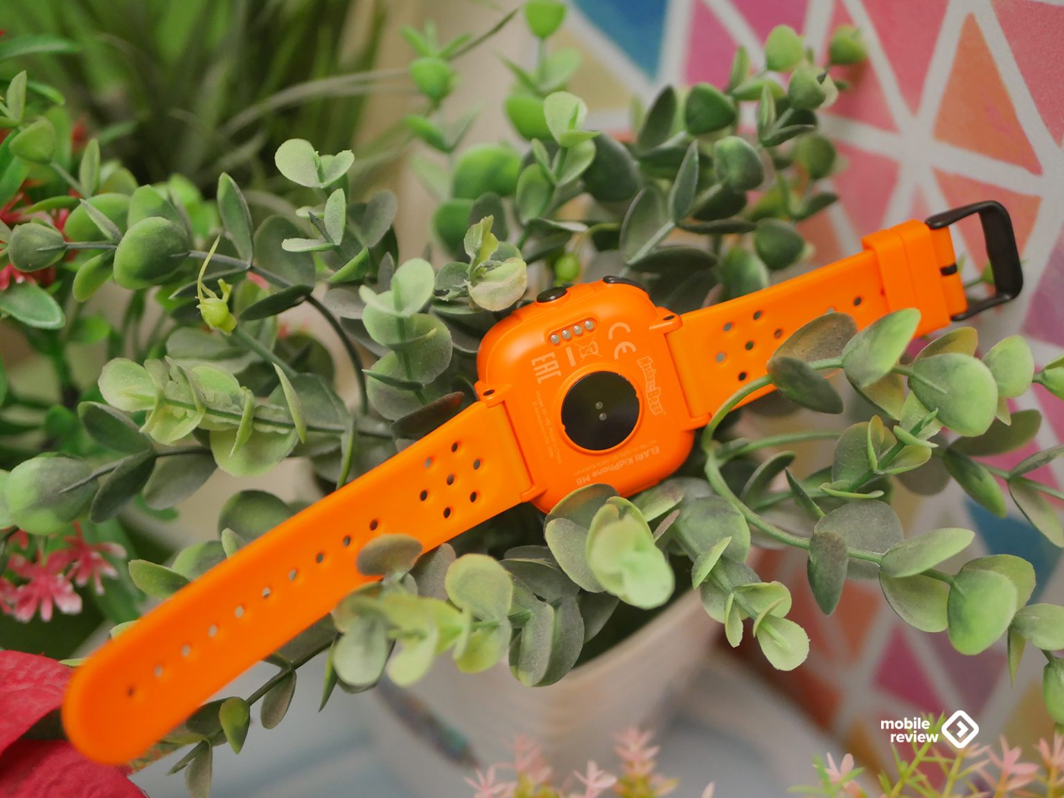 Обзор детских часов ELARI Kidphone «Маша и Медведь» — Mobile-review.com ...