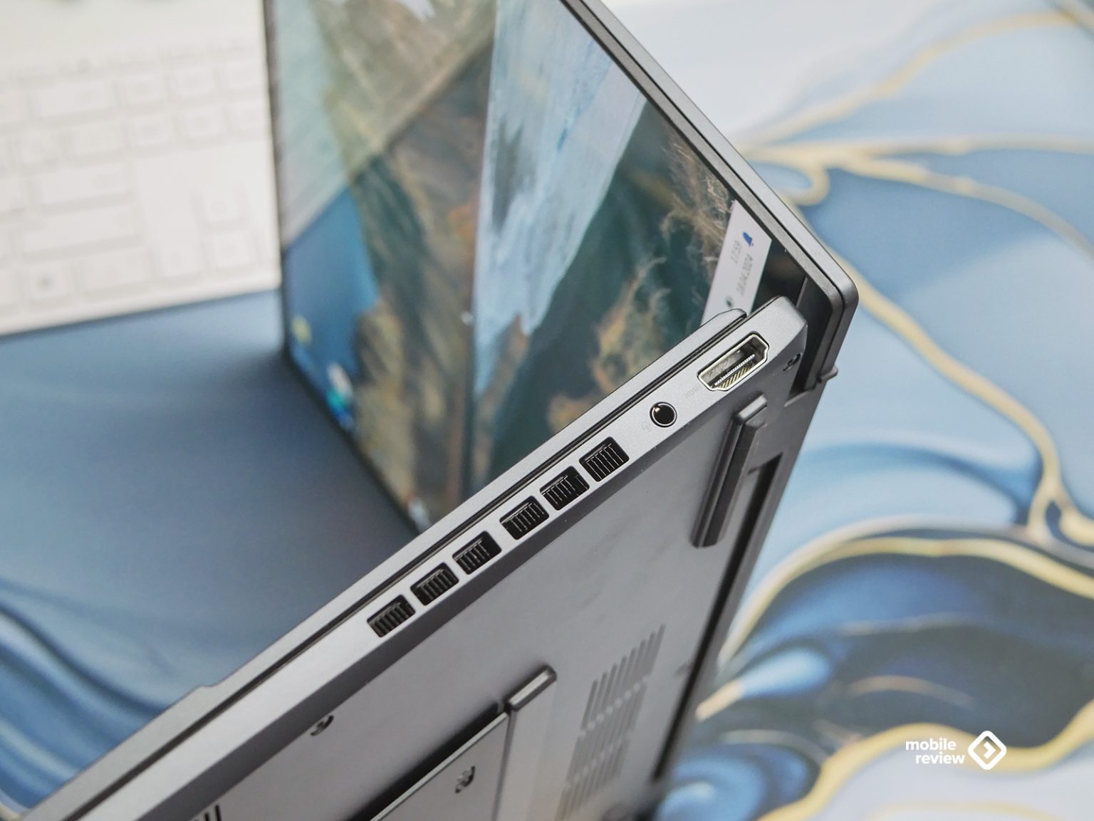 Обзор уникального ноутбука с двумя экранами — ASUS Zenbook Duo — Mobile ...