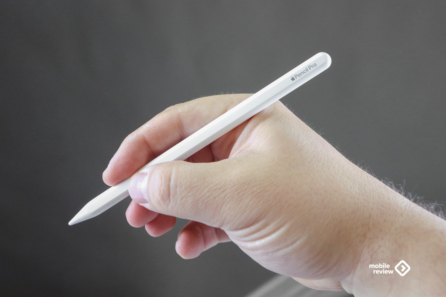 Обзор «карандаша» Apple Pencil Pro. Отличный инструмент художников ...