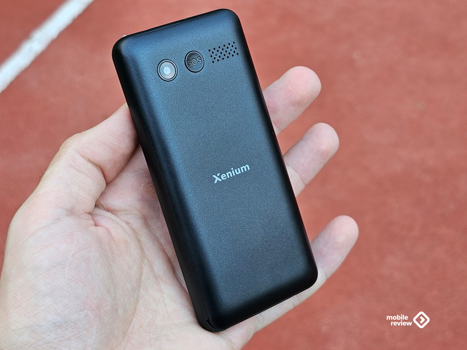 Xenium X700: когда нужен надежный кнопочный телефон — Mobile-review.com ...