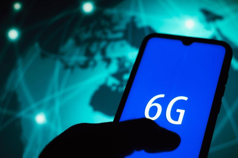 Пятница будущего: новые технологии для смартфонов и вопрос дешевой памяти
