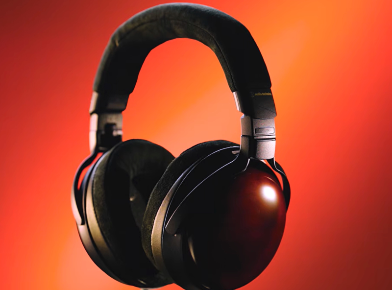 Наушники Audio-Technica ATH-AWX7000 с отделкой из кипариса поучили 58-мм динамики