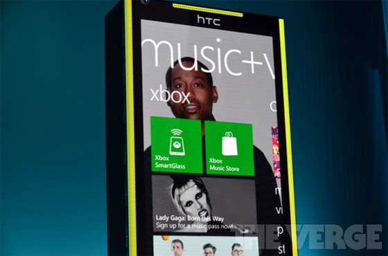 http://mobile-review.com/articles/2012/image/press-wp8/theverge/d.jpg