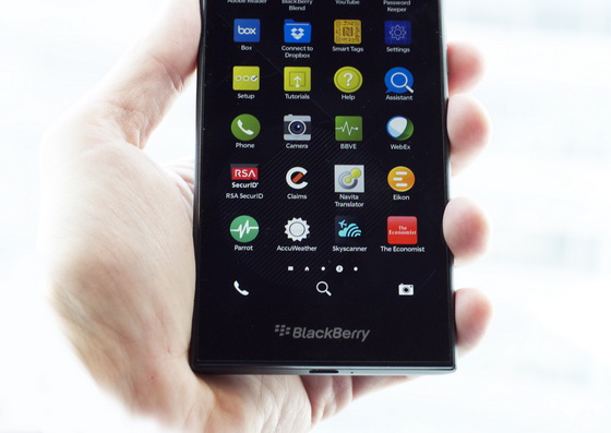 MWC 2015. Blackberry Leap