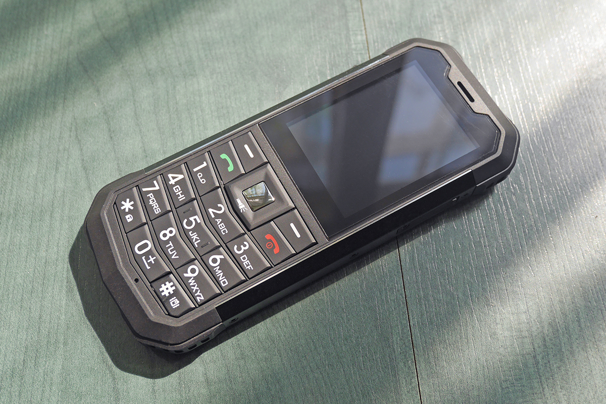 Телефон для военных без камеры и интернета. Кнопочный телефон нокиа с мощным аккумулятором. AGM m4 кнопочный телефон. Кнопочный телефон AGM t10-x9. Сотовый телефон кнопочный Nokia n 72 mobile с мощным динамиком.