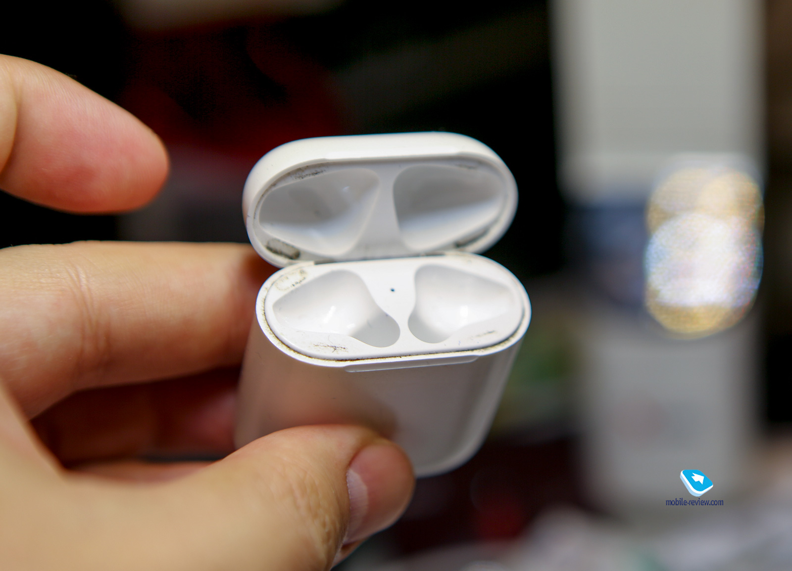 The most common “breakdown” AirPods and how to fix it