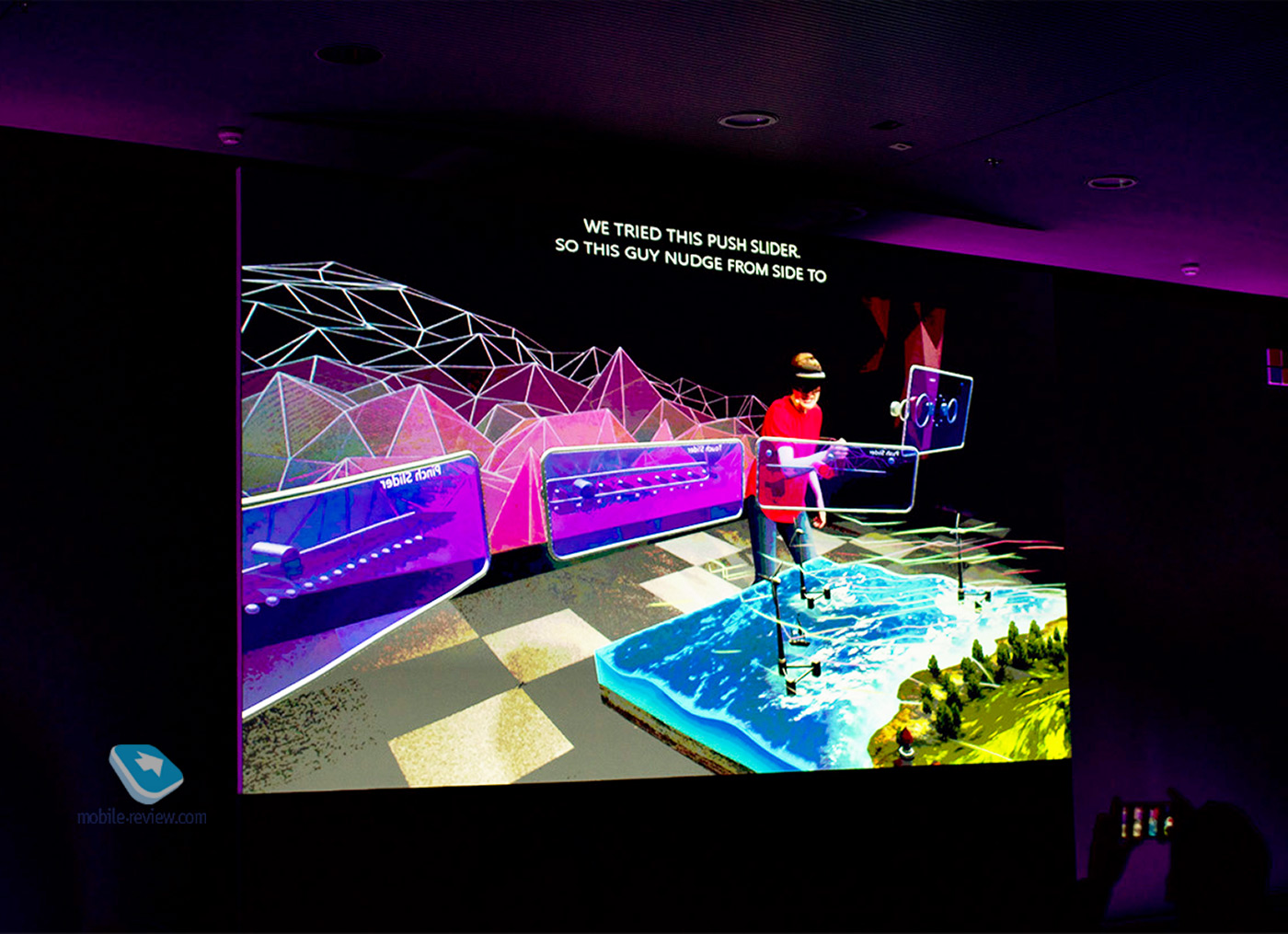Знакомство с HoloLens 2, очки виртуальной реальности будущего