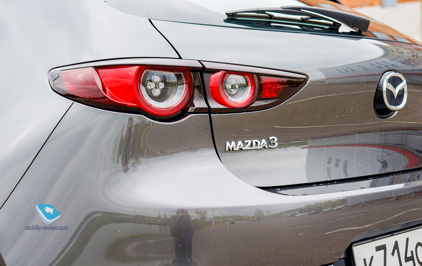 Первый взгляд на новую Mazda 3. Японцы рвутся в премиум