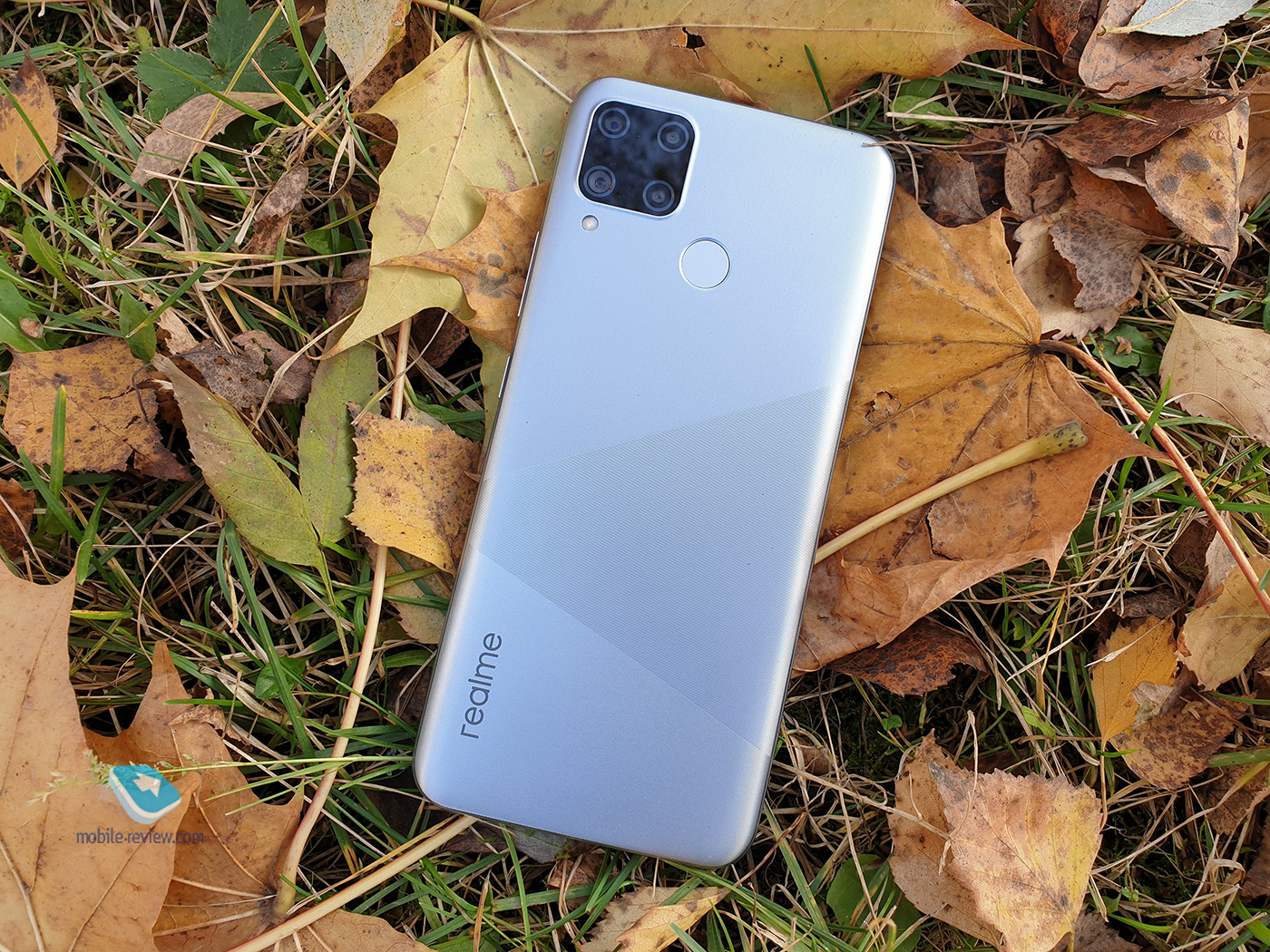 realme C15 как, пожалуй, лучший смартфон с NFC до 12 000 рублей