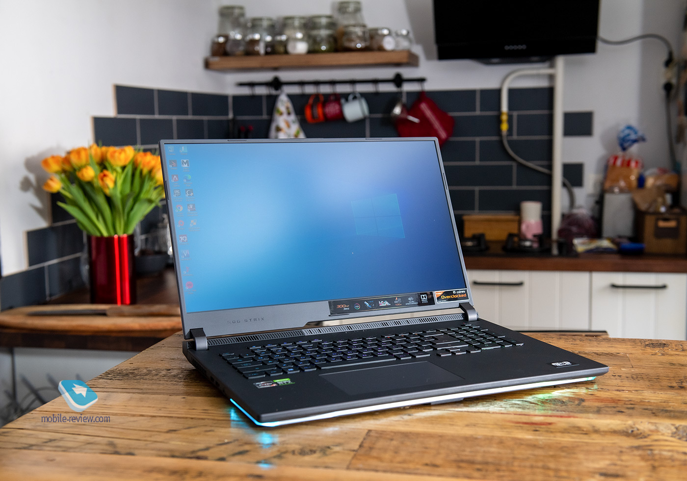 ASUS ROG Strix G17 laptop review ( G713QR)