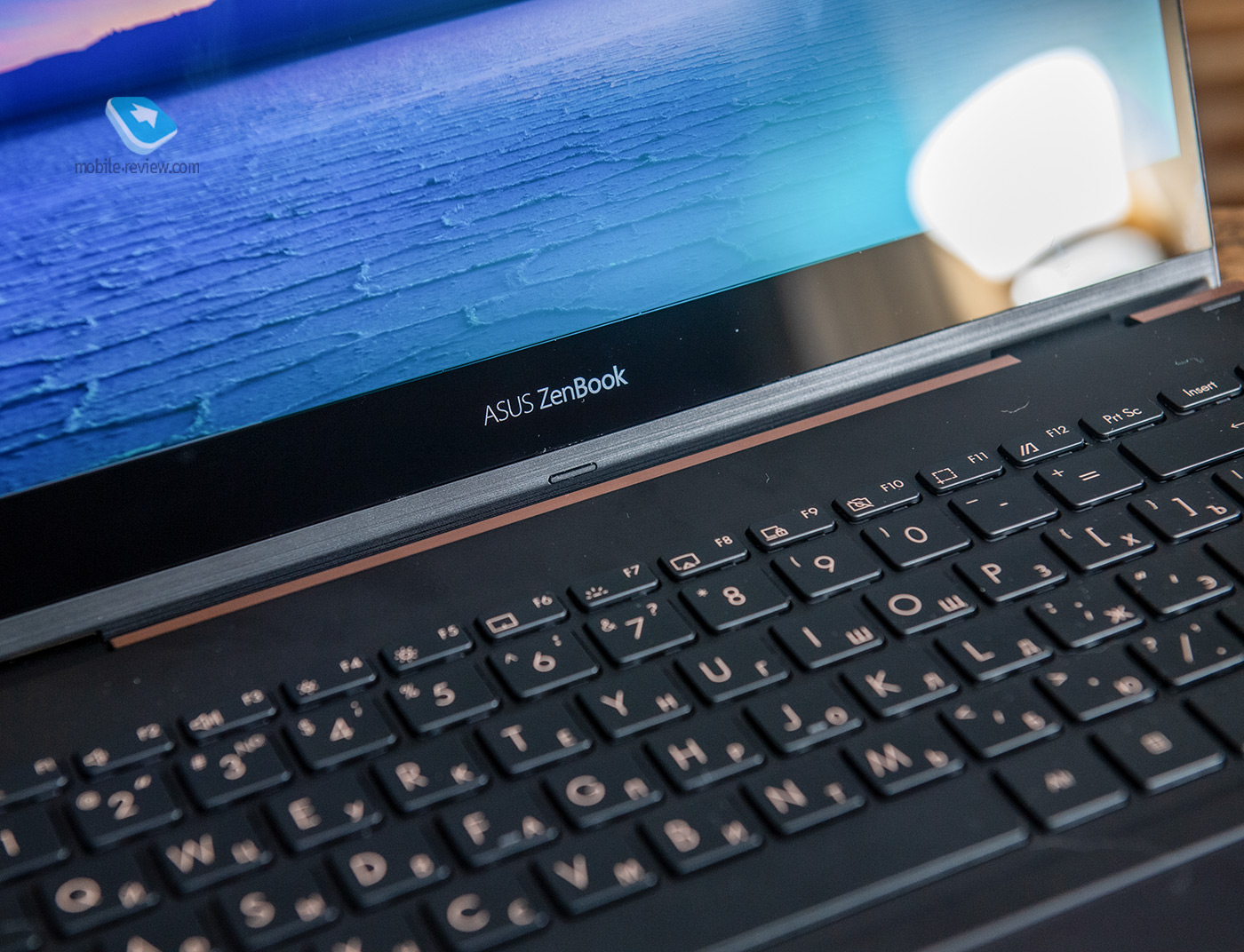 Обзор ноутбука ASUS ZenBook Flip S (UX371E)