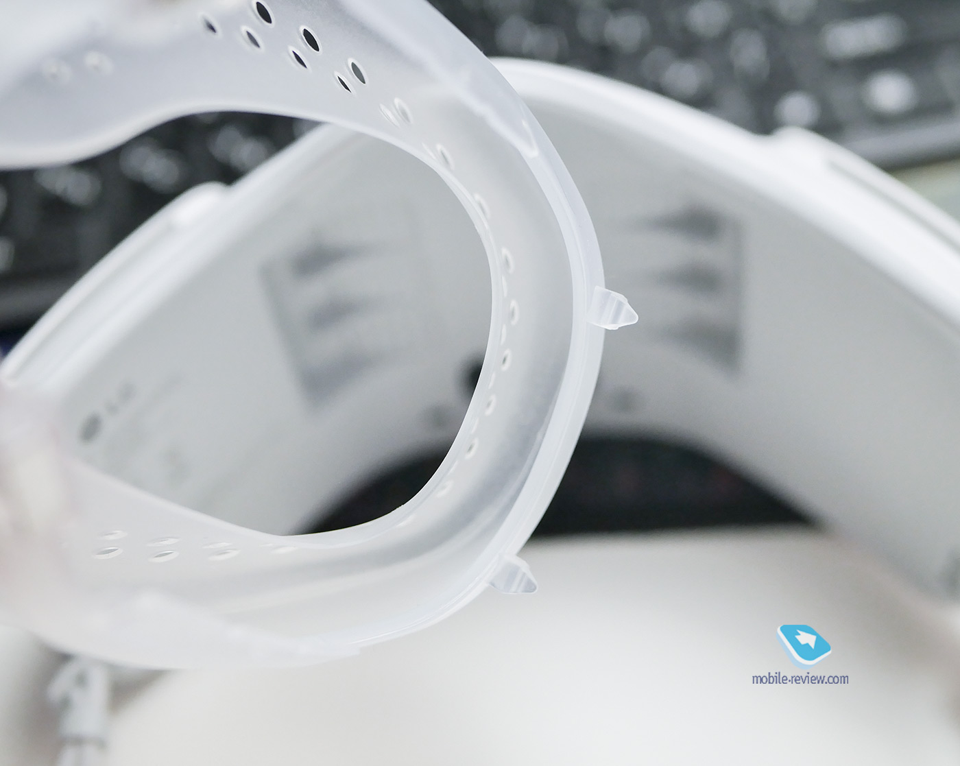 Examen du masque LG PuriCare Wearable Air Purifier - jouet coûteux ou un appareil moderne important ? » largeur=