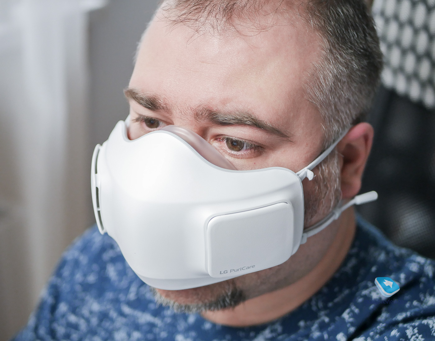 Огляд маски LG PuriCare Wearable Air Purifier – дорога іграшка чи важливий сучасний пристрій?