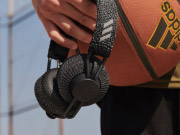 Обзор спортивных беспроводных наушников Adidas RPT-01