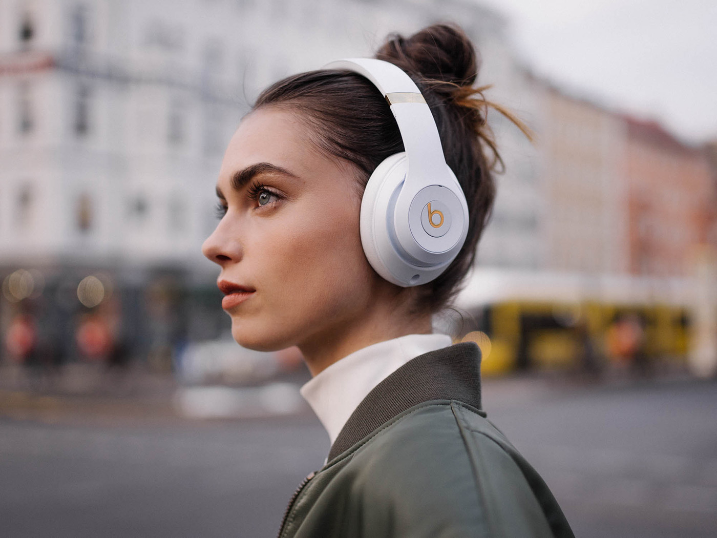 Mobile-review.com Стоит ли покупать beats studio 3 wireless в 2020 году?