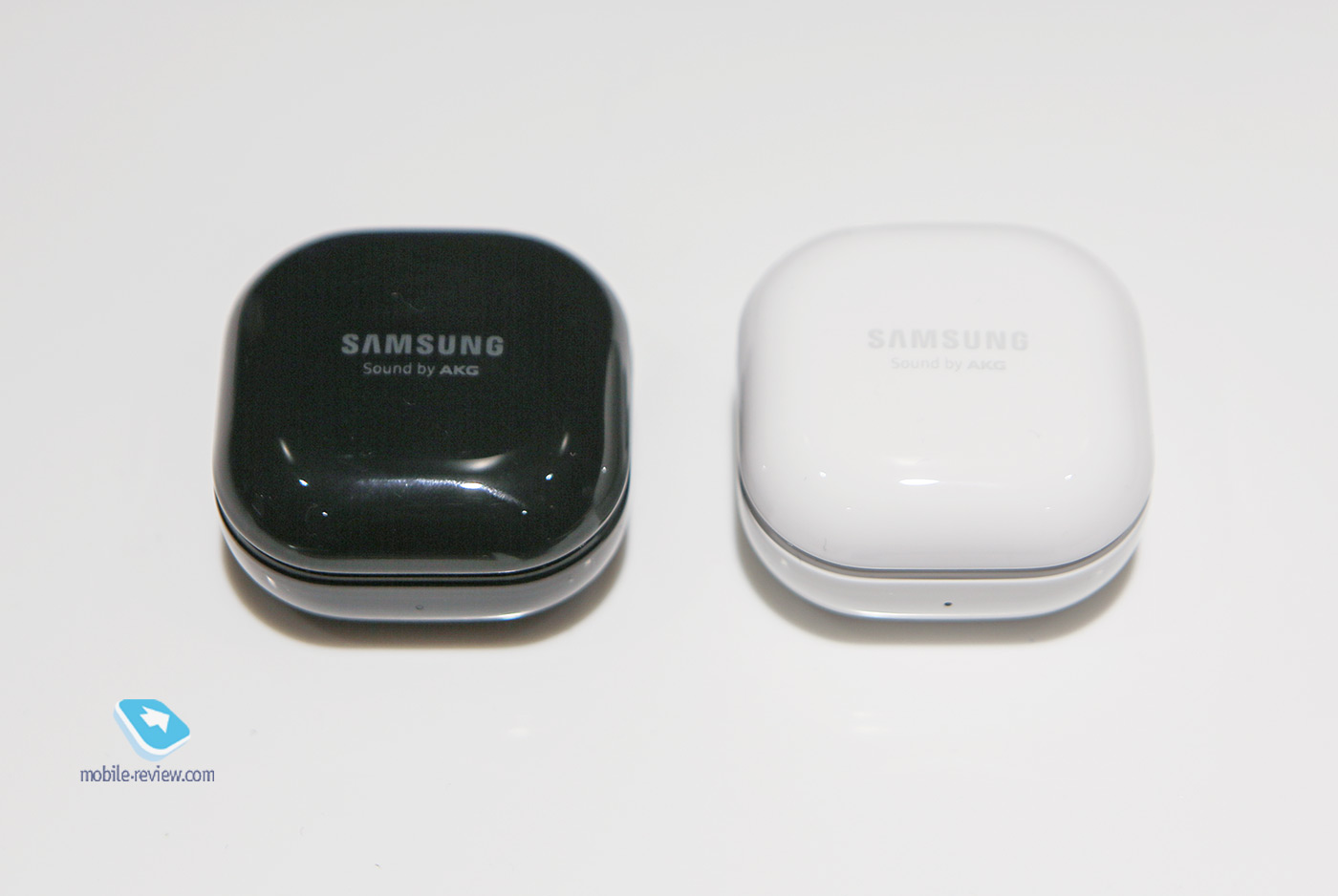    TWS-   - Samsung Galaxy Buds Live