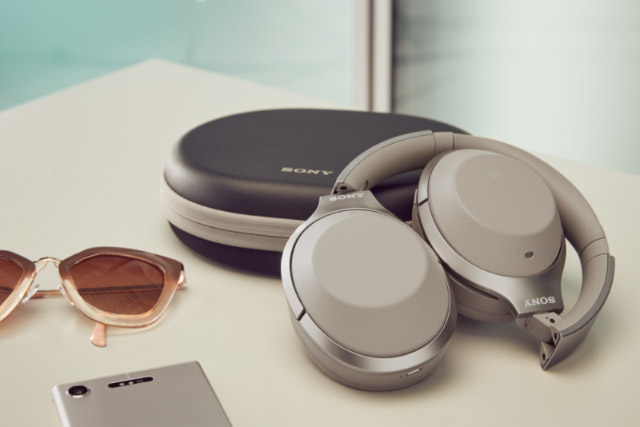      Microsoft Surface Headphones