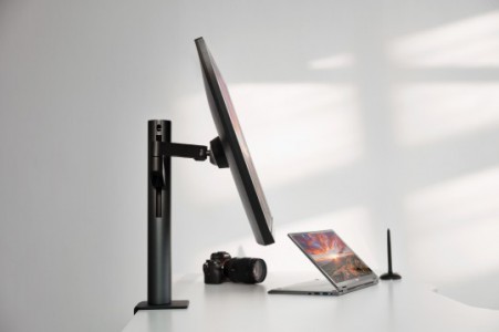 LG-UltraFine-4