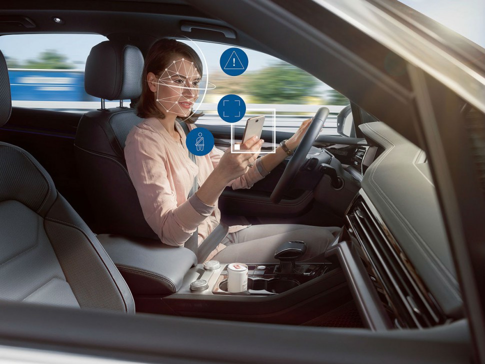 bosch_driver_monitoring_distractions2