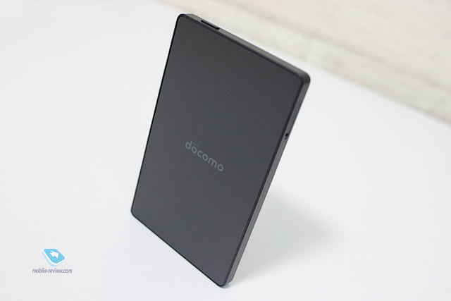 Review of Kyocera CardPhone KY-01L smartphone