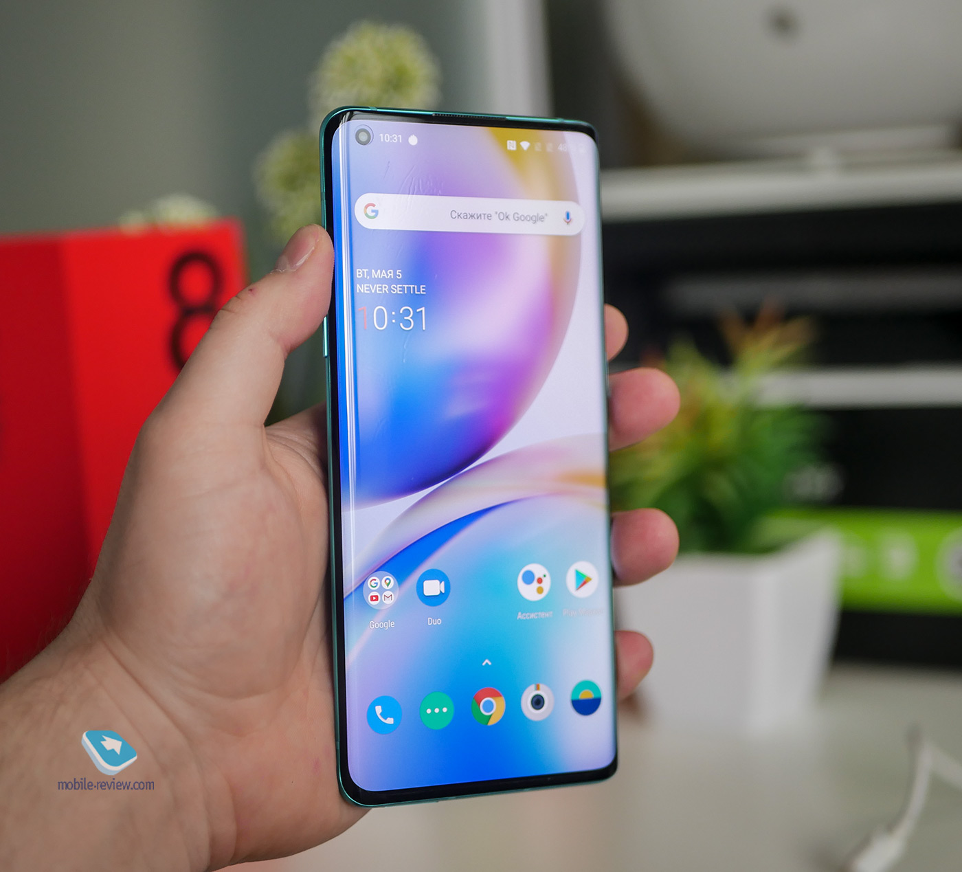 Mobile-review.com Обзор OnePlus 8 Pro – «убивец» флагманов задорого!