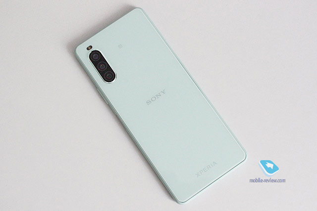 Обзор смартфона Sony Xperia XZ2: очень дорогой и мощный японский флагман