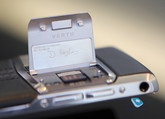 Vertu Signature Touch 2015 